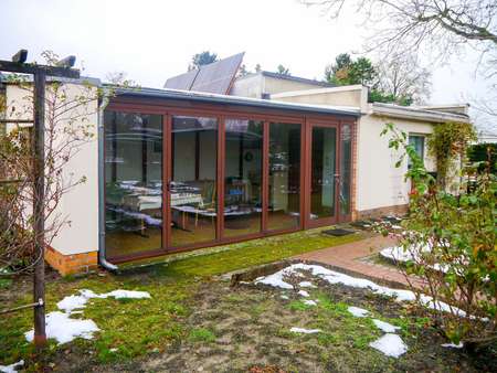 Nebengebäude mit Wintergarten - Einfamilienhaus in 03042 Cottbus mit 81m² kaufen