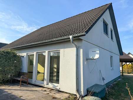 Ansicht Südost - Einfamilienhaus in 03058 Neuhausen mit 140m² kaufen