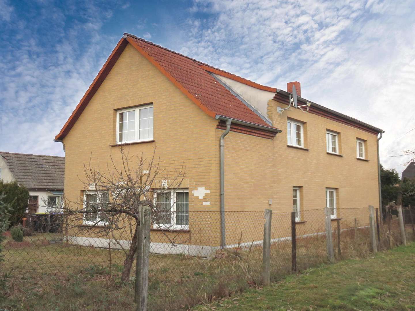 Straßenansicht - Einfamilienhaus in 03058 Neuhausen mit 160m² kaufen