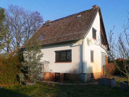 Gartenansicht - Einfamilienhaus in 03042 Cottbus mit 133m² kaufen