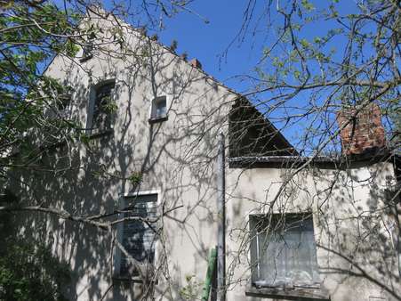 Blick vom Garten - Einfamilienhaus in 03130 Spremberg mit 120m² kaufen