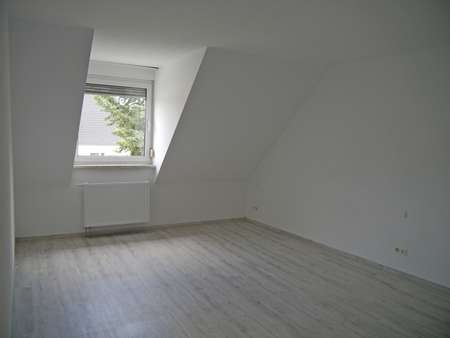 Schlafzimmer - Etagenwohnung in 03116 Drebkau mit 101m² mieten