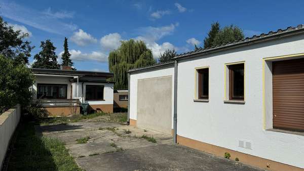 Einfahrt - Süd - Einfamilienhaus in 03149 Forst mit 169m² kaufen