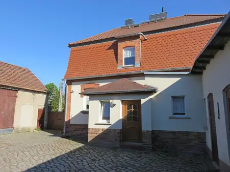 Haus mit Stil am Stadtrand