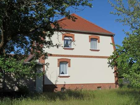 Seitenansicht - Einfamilienhaus in 03130 Spremberg mit 124m² kaufen