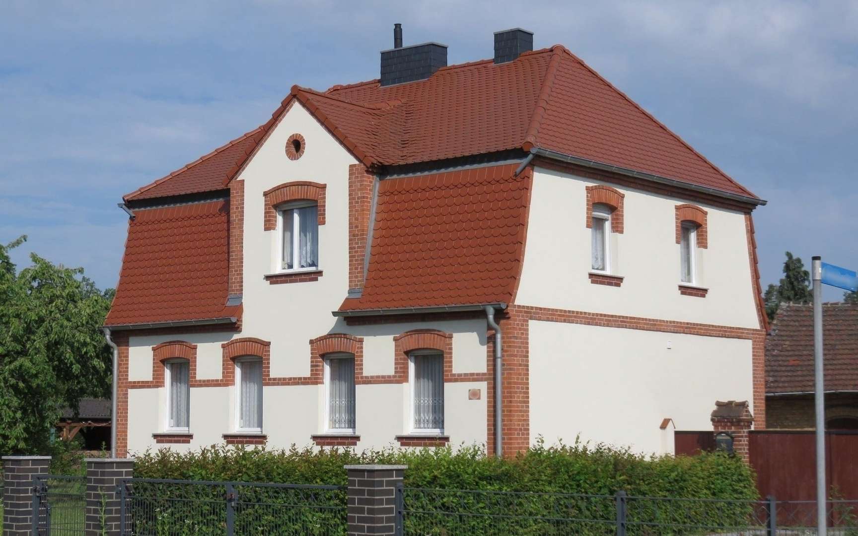 Straßenansicht - Einfamilienhaus in 03130 Spremberg mit 124m² kaufen