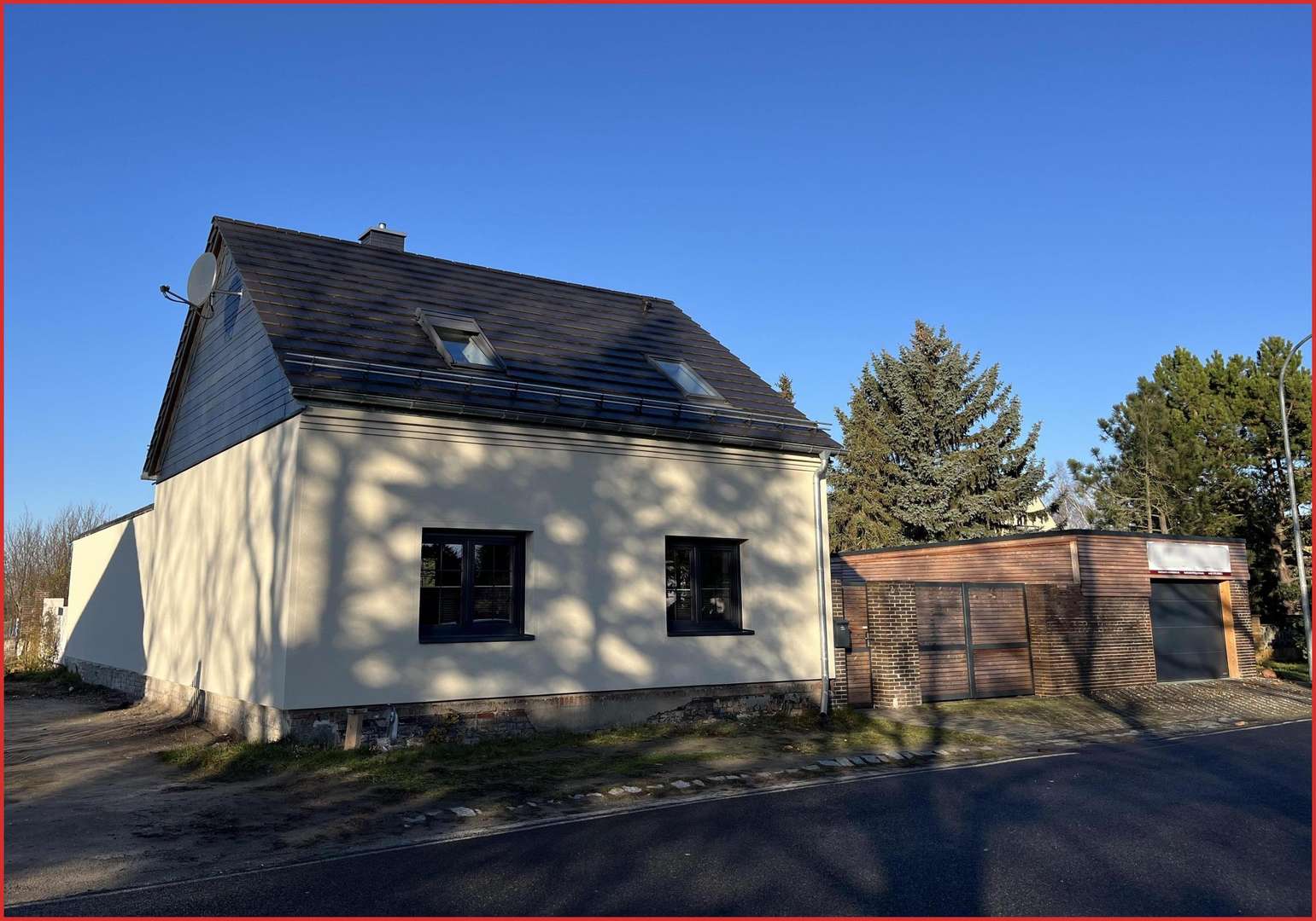 Straßenansicht seitlich - Einfamilienhaus in 03238 Gröbitz mit 145m² kaufen