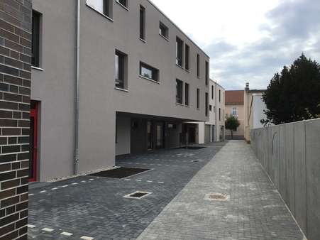 Hofansicht - Maisonette-Wohnung in 03238 Finsterwalde mit 174m² mieten