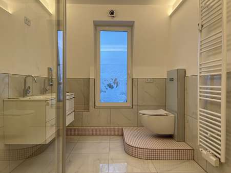 Bad - Etagenwohnung in 03238 Finsterwalde mit 85m² mieten