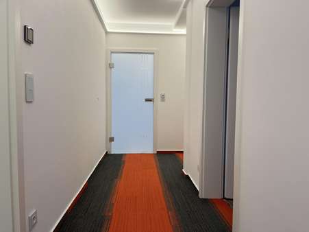 Flur - Etagenwohnung in 03238 Finsterwalde mit 85m² mieten