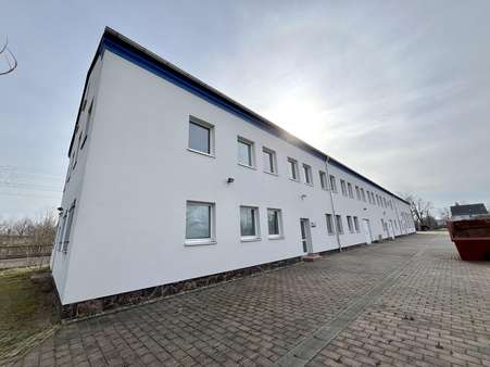 null - Lager in 01609 Gröditz mit 1480m² als Kapitalanlage kaufen