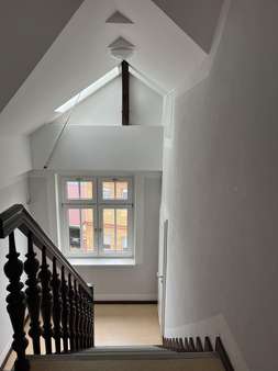 Treppenhaus Treppenhaus - Dachgeschosswohnung in 03238 Finsterwalde mit 115m² mieten