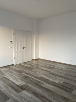 Wohzimmer - Etagenwohnung in 03238 Finsterwalde mit 97m² mieten