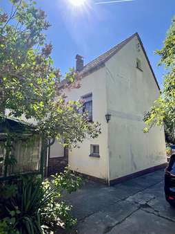 Einfamilienhaus in 04910 Elsterwerda mit 114m² kaufen