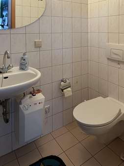 1. Oberschoss Laden WC - Bürohaus in 03238 Finsterwalde mit 159m² kaufen
