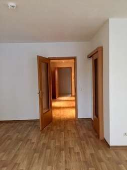 Blick in den Flur Blick in den Flur - Etagenwohnung in 04895 Falkenberg mit 54m² mieten