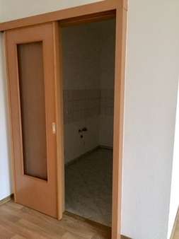 Blick in die Küche Blick in die Küche - Etagenwohnung in 04895 Falkenberg mit 54m² mieten