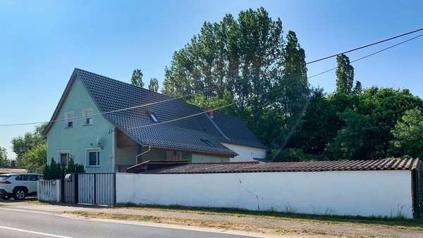 Außenansicht - Einfamilienhaus in 04895 Kleinrössen mit 165m² kaufen