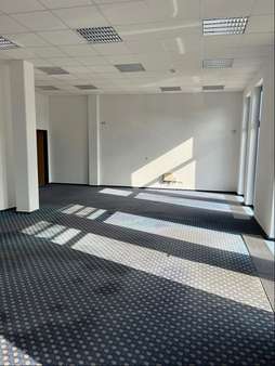 Verkaufsraum-rechter Flügel - Büro in 04910 Elsterwerda mit 115m² mieten