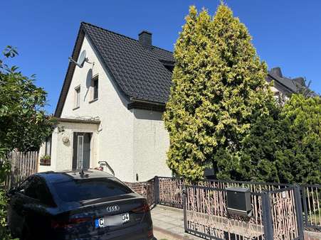 Einfahrt - Einfamilienhaus in 03205 Calau mit 127m² kaufen
