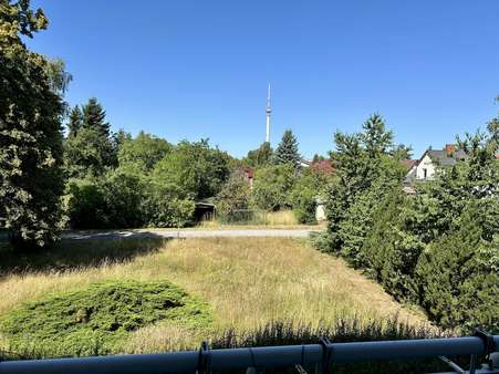 Blick vom Balkon Blick vom Balkon - Etagenwohnung in 03205 Calau mit 58m² als Kapitalanlage kaufen