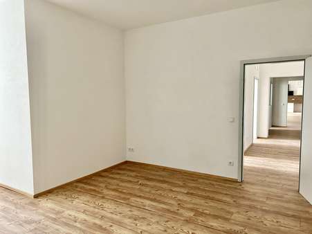 Wohnraum Wohnraum - Etagenwohnung in 01993 Schipkau mit 125m² mieten
