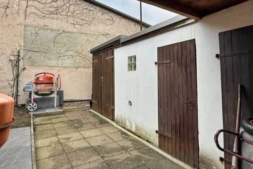 Hinterhof - Einfamilienhaus in 21614 Buxtehude mit 209m² kaufen
