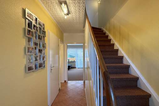 Flur Erdgeschoss - Reihenendhaus in 21423 Winsen mit 90m² kaufen