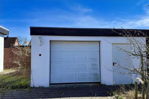 Garage - Reiheneckhaus in 21614 Buxtehude mit 153m² kaufen