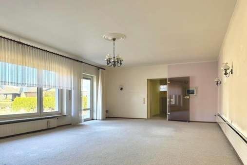 Wohnzimmer - Reiheneckhaus in 21614 Buxtehude mit 153m² kaufen