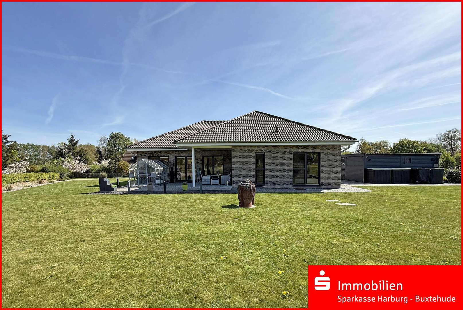Blick aus dem Garten - Bungalow in 21385 Rehlingen mit 145m² kaufen