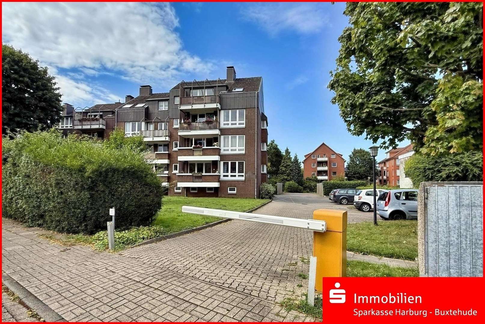 Einfahrt - Etagenwohnung in 21614 Buxtehude mit 123m² kaufen