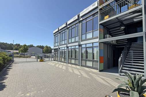 Außenansicht Außenansicht - Service in 21423 Winsen mit 833m² kaufen