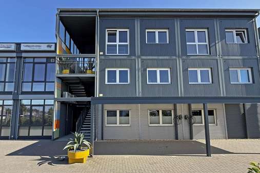 Außenansicht Außenansicht - Service in 21423 Winsen mit 833m² kaufen