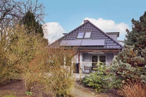 Hausansicht - Zweifamilienhaus in 21147 Hamburg mit 253m² kaufen