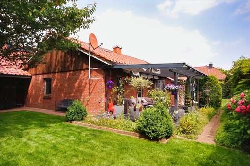 Seitenansicht Seitenansicht - Bungalow in 21274 Undeloh mit 115m² kaufen