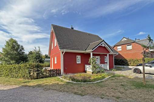Ansicht von der Straße Ansicht von der Straße - Einfamilienhaus in 21423 Winsen mit 120m² kaufen