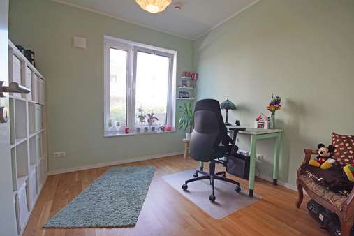 Kind, Gäste, Arbeiten - Erdgeschosswohnung in 25436 Tornesch mit 76m² kaufen