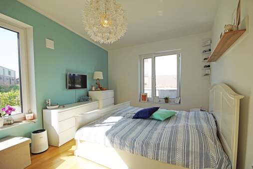 Schlafzimmer - Erdgeschosswohnung in 25436 Tornesch mit 76m² kaufen