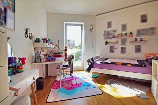 Kinderzimmer Kinderzimmer - Erdgeschosswohnung in 25436 Tornesch mit 84m² kaufen