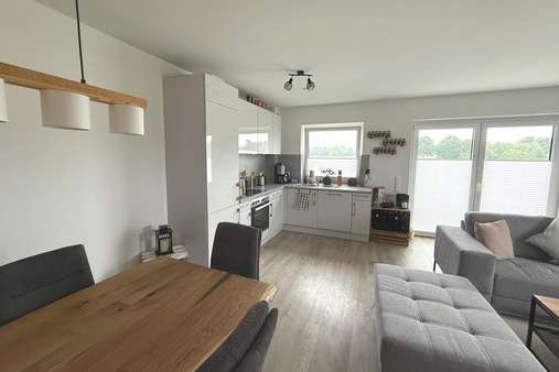 Küche mit Essbereich - Erdgeschosswohnung in 21255 Tostedt mit 84m² mieten