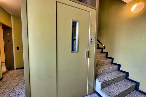 Personenaufzug Personenaufzug - Etagenwohnung in 21614 Buxtehude mit 94m² mieten