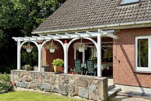 Terrasse - Einfamilienhaus in 21256 Handeloh mit 190m² kaufen