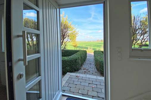 Blick aus der Haustür - Einfamilienhaus in 21423 Winsen mit 150m² günstig kaufen