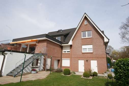 rückwärtige Ansicht - Dachgeschosswohnung in 21217 Seevetal mit 96m² mieten