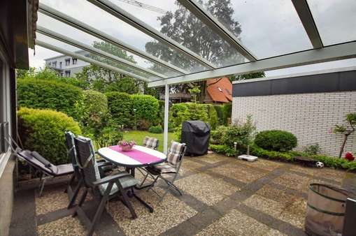 Terrasse - Reihenmittelhaus in 25421 Pinneberg mit 128m² kaufen