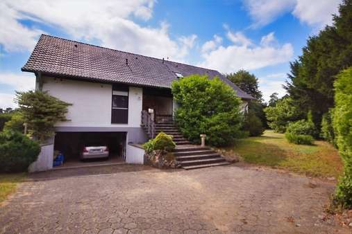 Frontansicht - Einfamilienhaus in 21266 Jesteburg mit 216m² kaufen