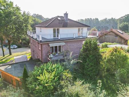 Rückseite - Mehrfamilienhaus in 21629 Neu Wulmstorf mit 323m² kaufen