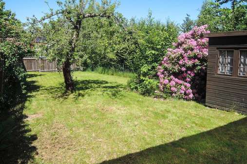 Gartengrundstück - Doppelhaushälfte in 24107 Kiel mit 80m² günstig kaufen