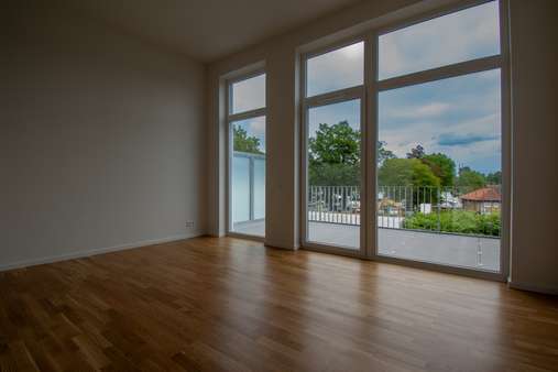 Fensterfront mit Schleiblick - Ferienhaus in 24376 Kappeln mit 112m² als Kapitalanlage kaufen